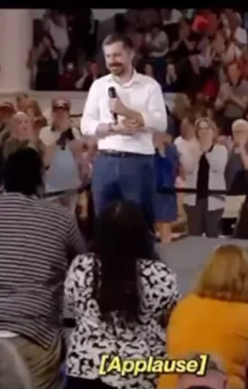 A person experiencing the proud elbow effect.
