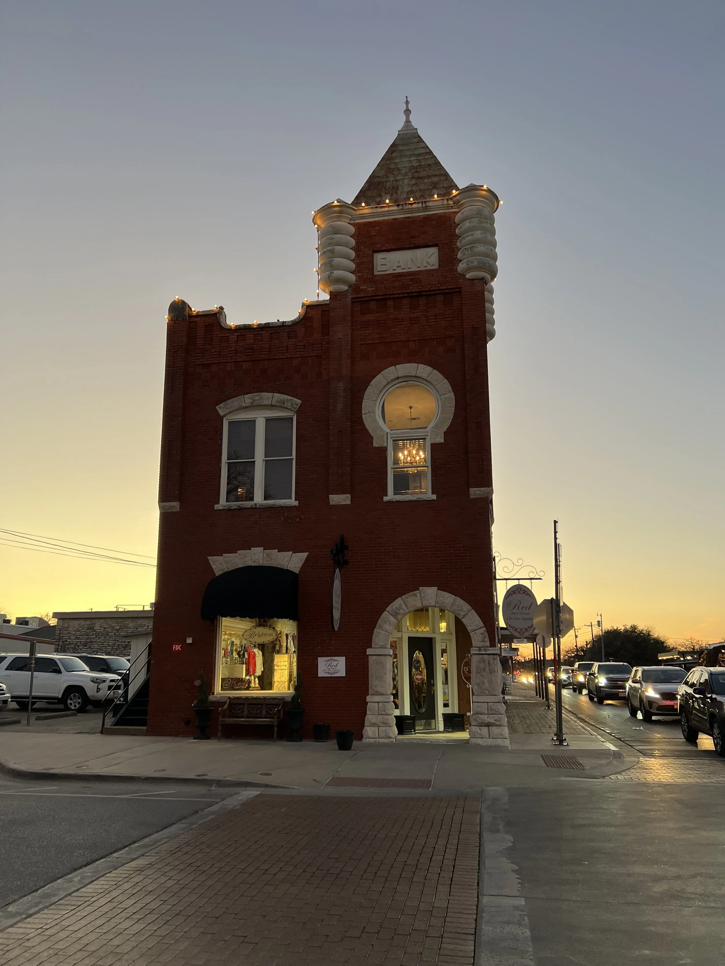 Downtown Granbury (1).jpg