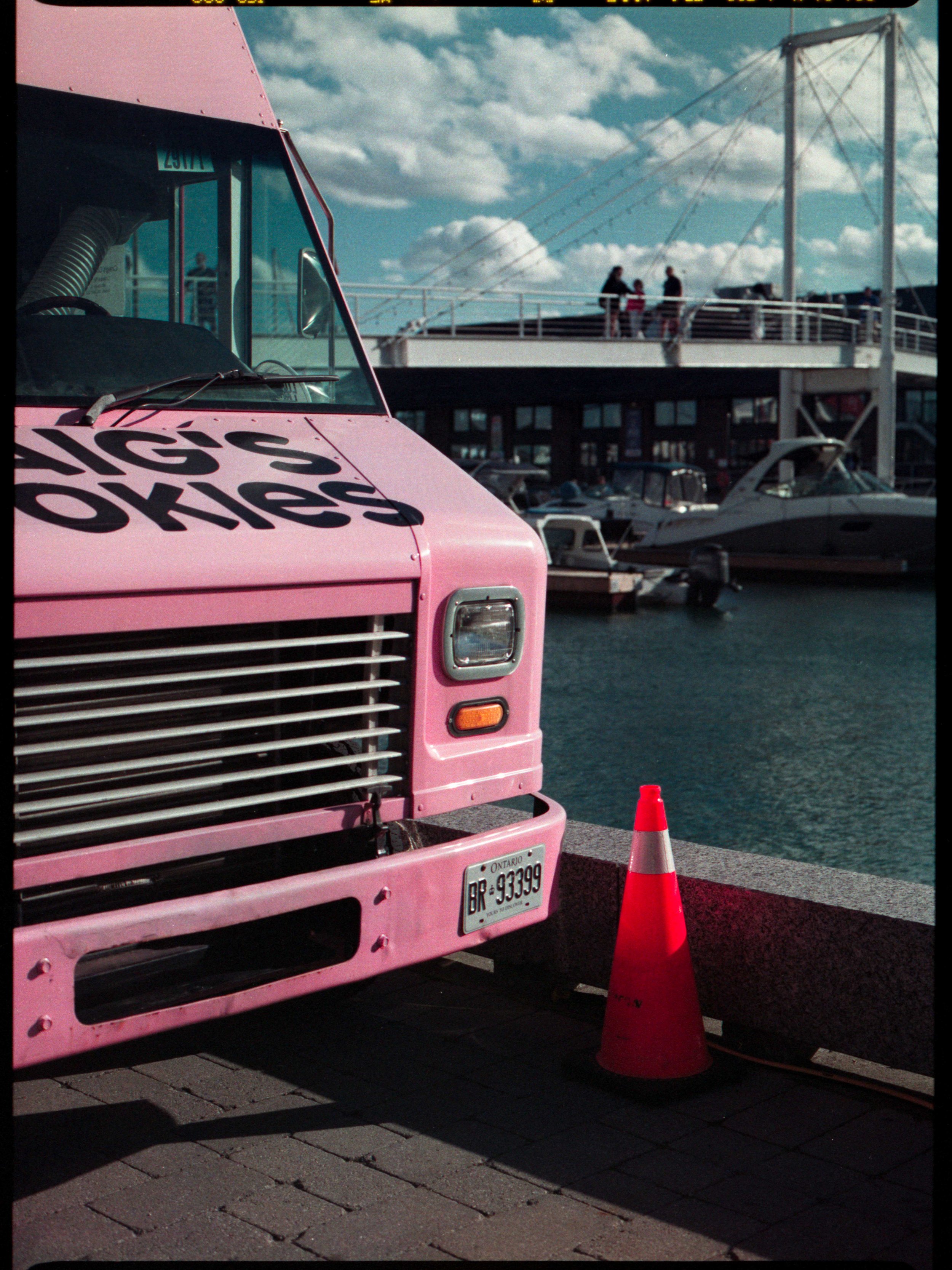 Pentax645_Fuji400h_120.jpg