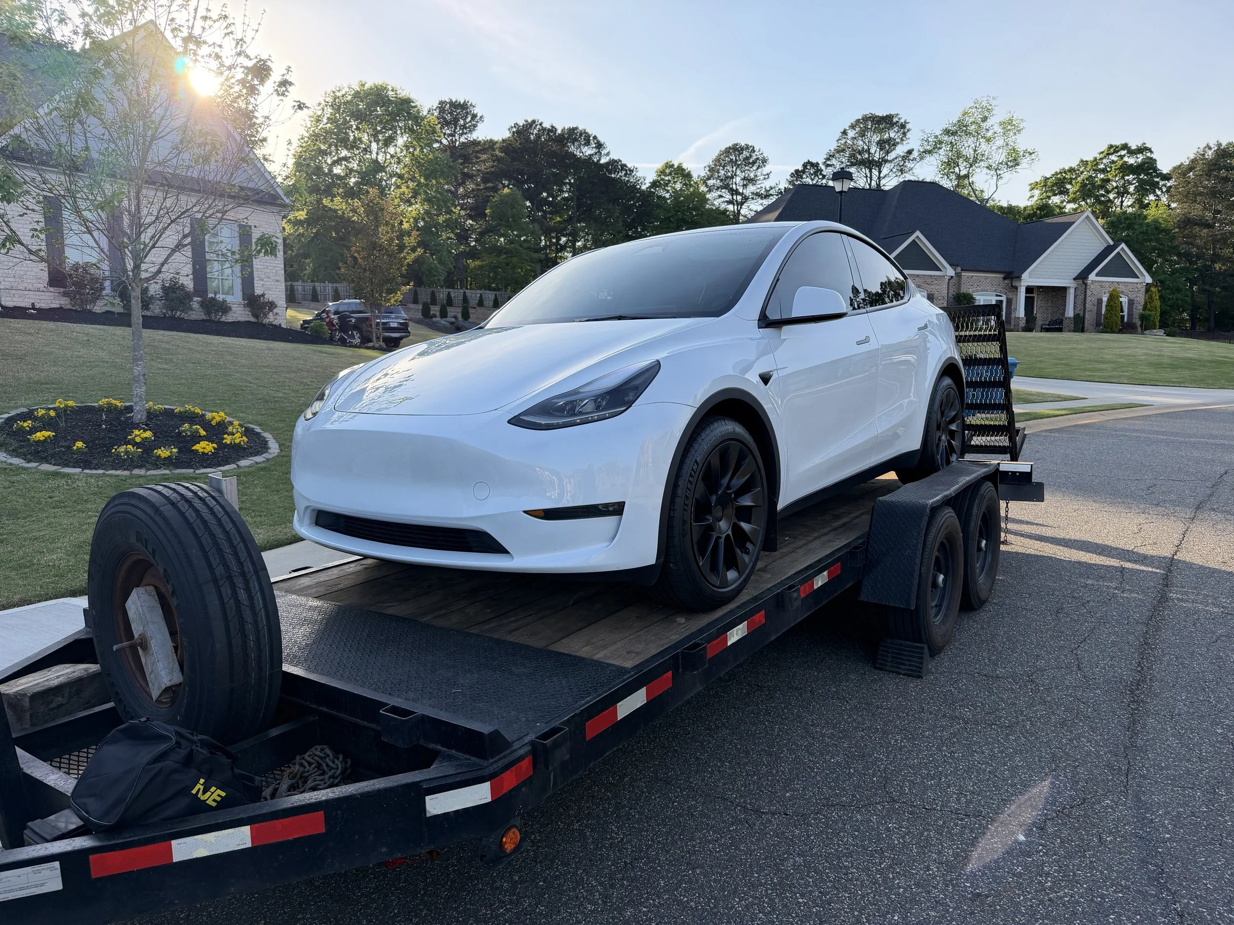 Tesla Delivery 