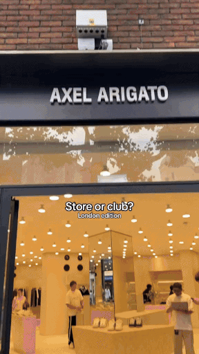 ssstik.io_axelarigato_1734471799538-ezgif.com-resize.gif