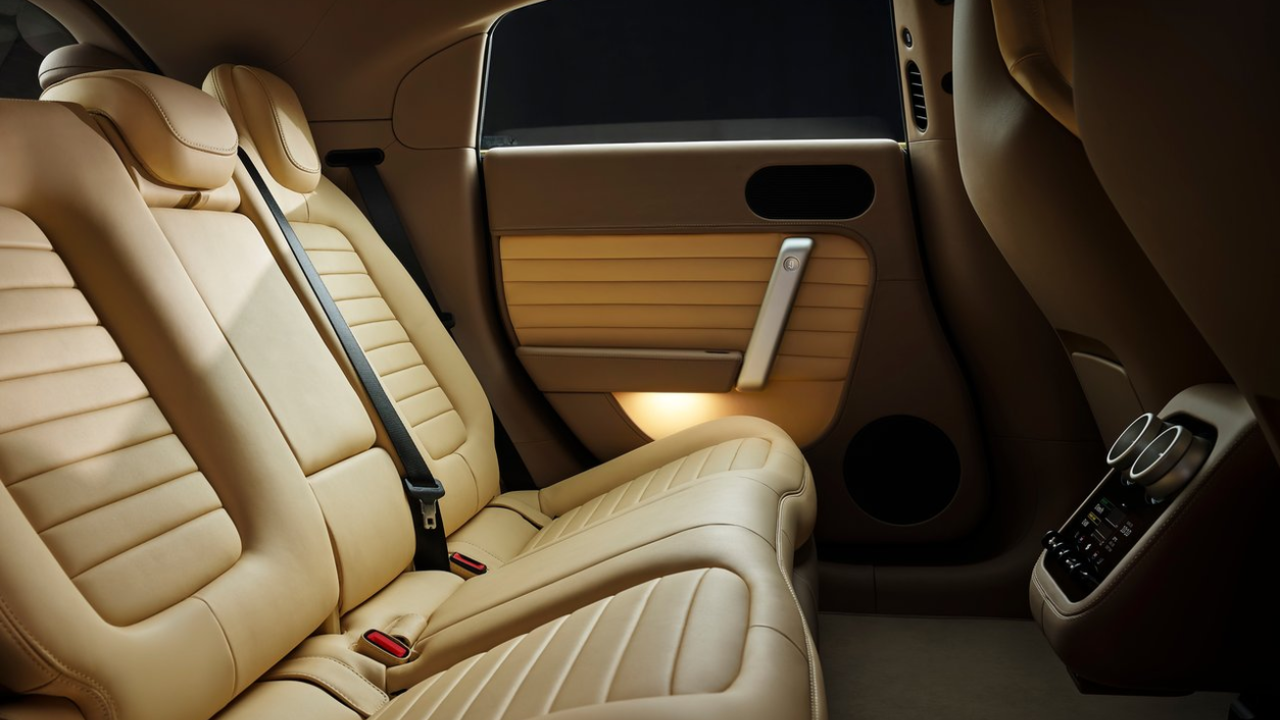 Luce EV  অস্বীকার Ferrari (2).png