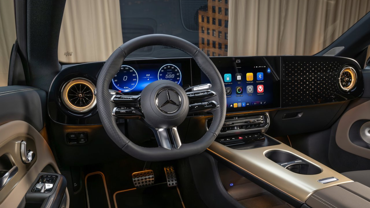 স্টিয়ারিং বাটন বাদ দিল Mercedes