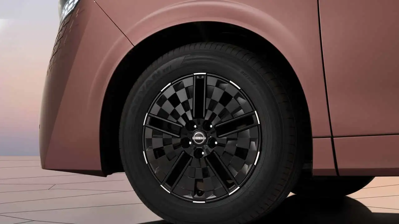 Nissan Elgrand (2).png