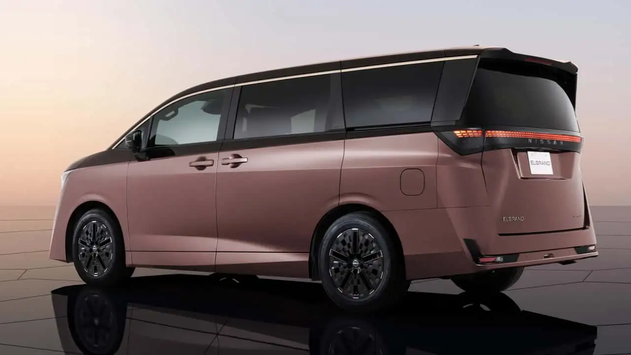 Nissan Elgrand (3).png