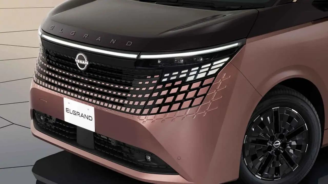 Nissan Elgrand (6).png