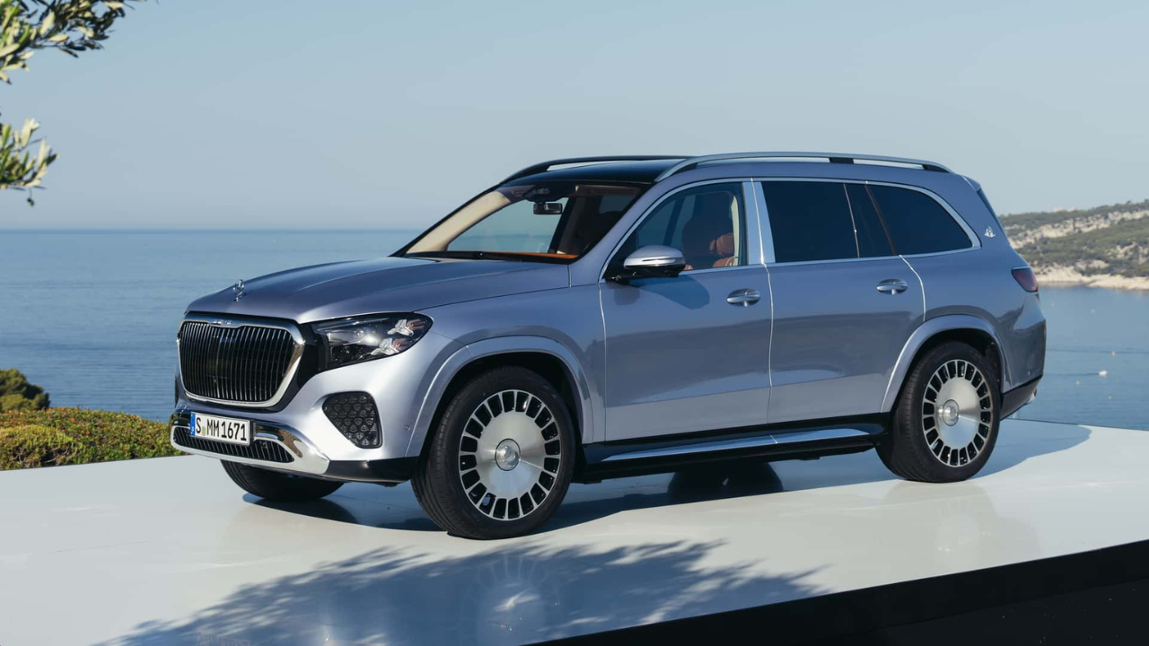 আরও বেশি বিলাসবহুল রূপে হাজির Mercedes-Maybach GLS 680
