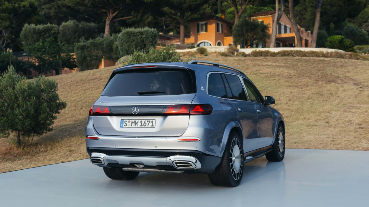 Mercedes-Maybach GLS 680 (2).png