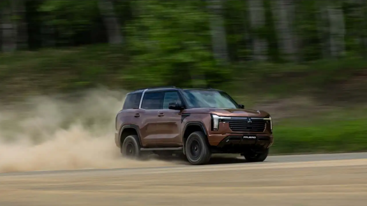 Pajero Back  (3).png