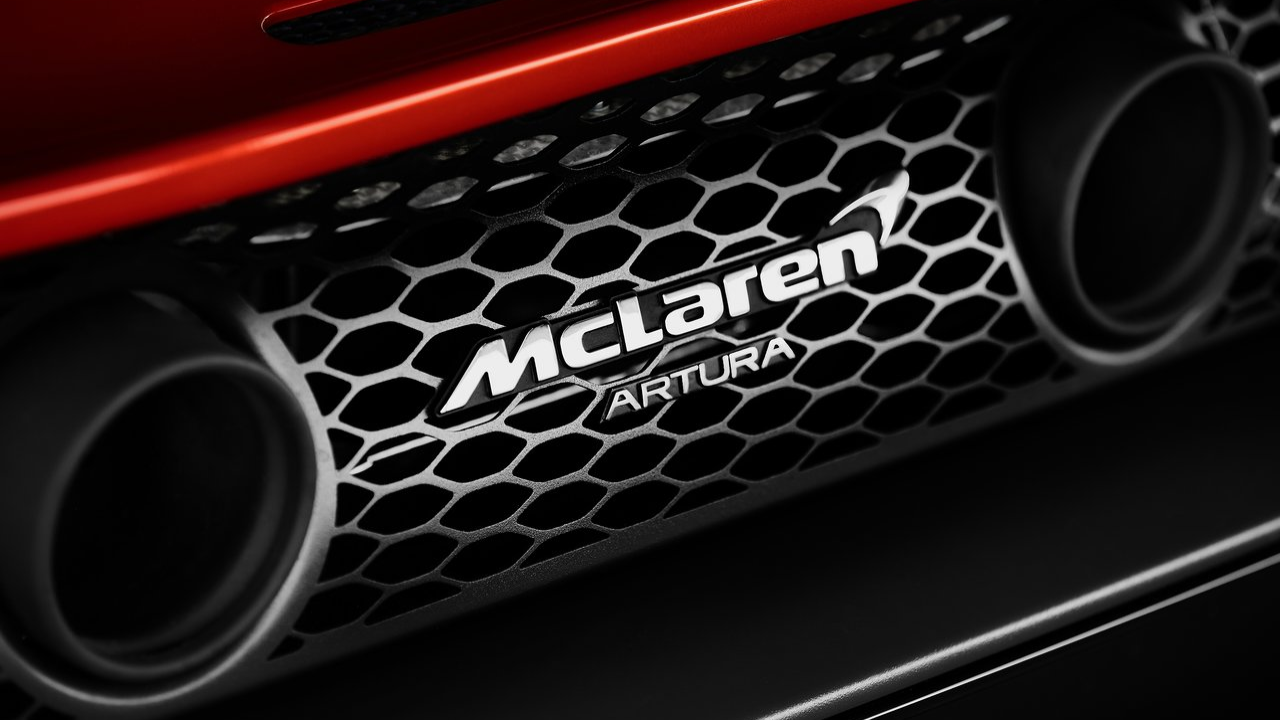 SUV ও Sedan আনছে McLaren