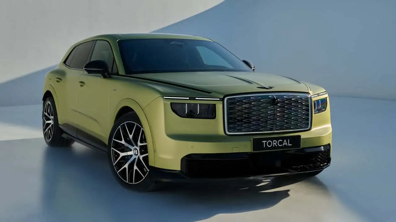 প্রথম বৈদ্যুতিক গাড়ি উন্মোচন করল Bentley 