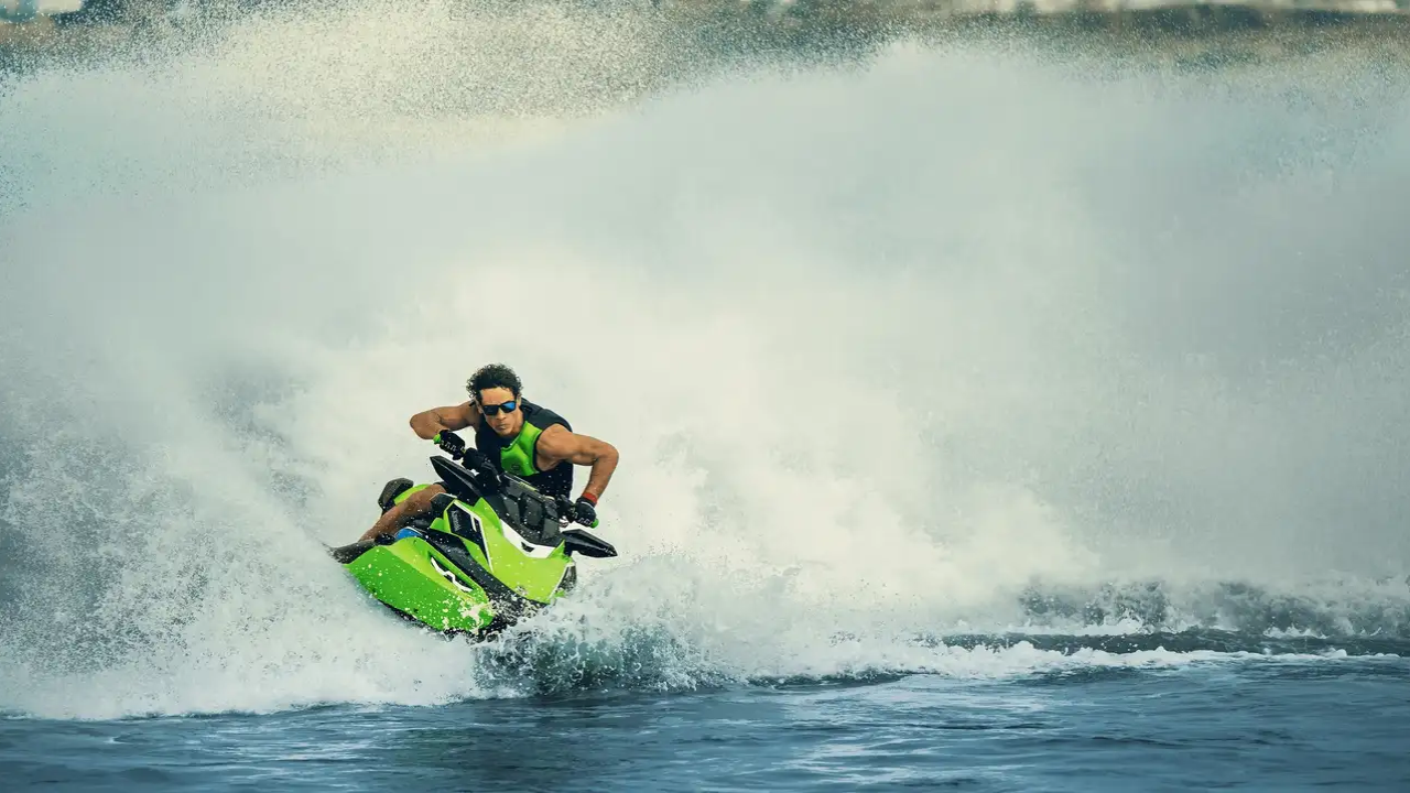 Kawasaki jet ski (1).png