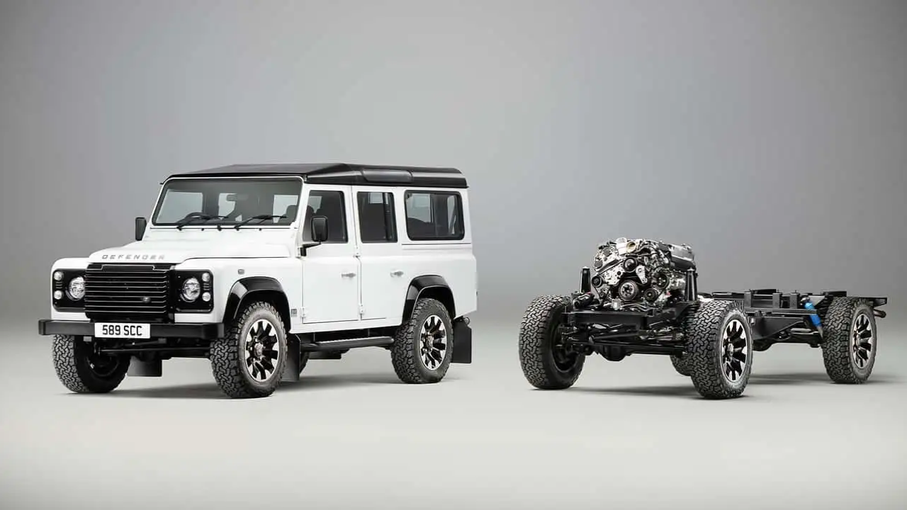 পুরনো Defender-এ V8 বসাবে Land Rover