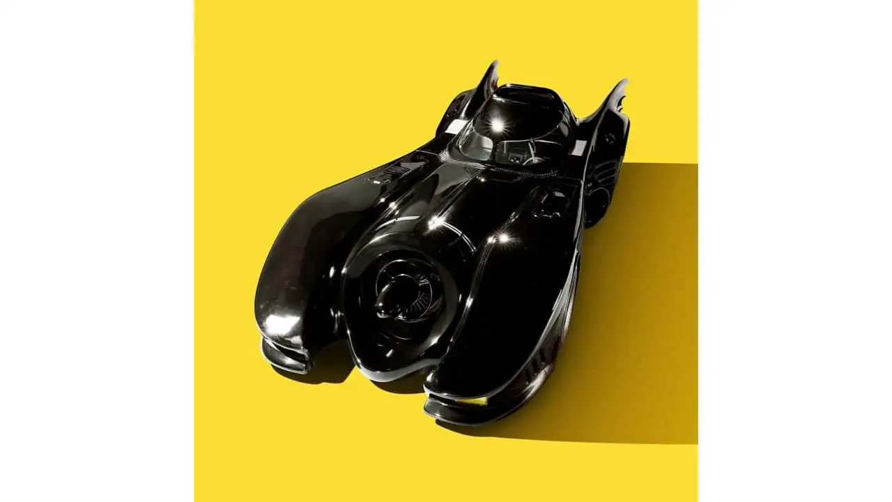 Bartonverse Batmobile (2).png