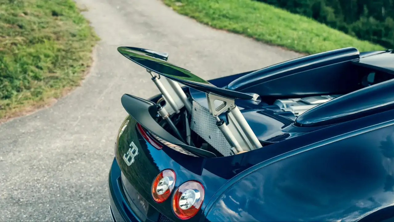 Bugatti Veyron 16.4 Grand Sport Vitesse Jean-Pierre Wimille (9).png