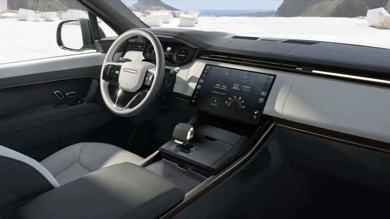 Range Rover Sport Electric  (12).png