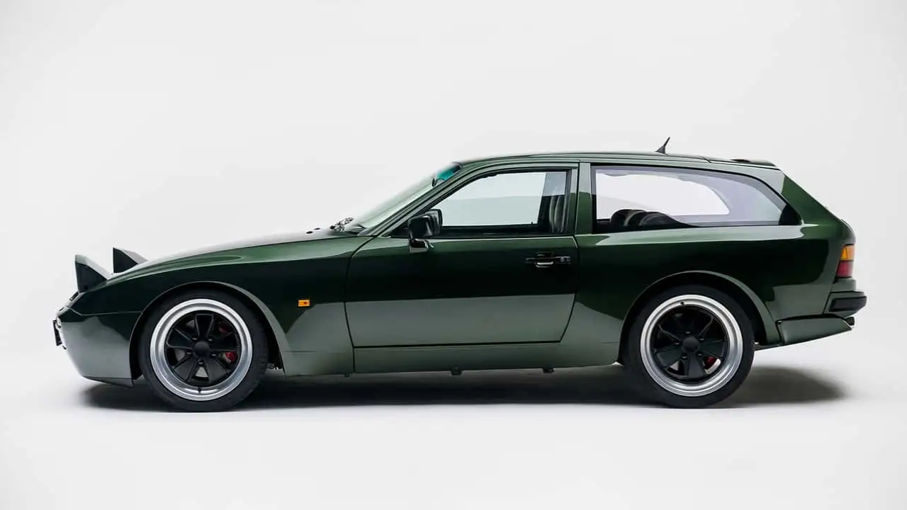 Porsche 944 Shooting Brake  (6).png