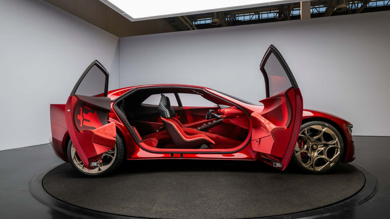 Alfa Romeo Cuorerosso (25).png