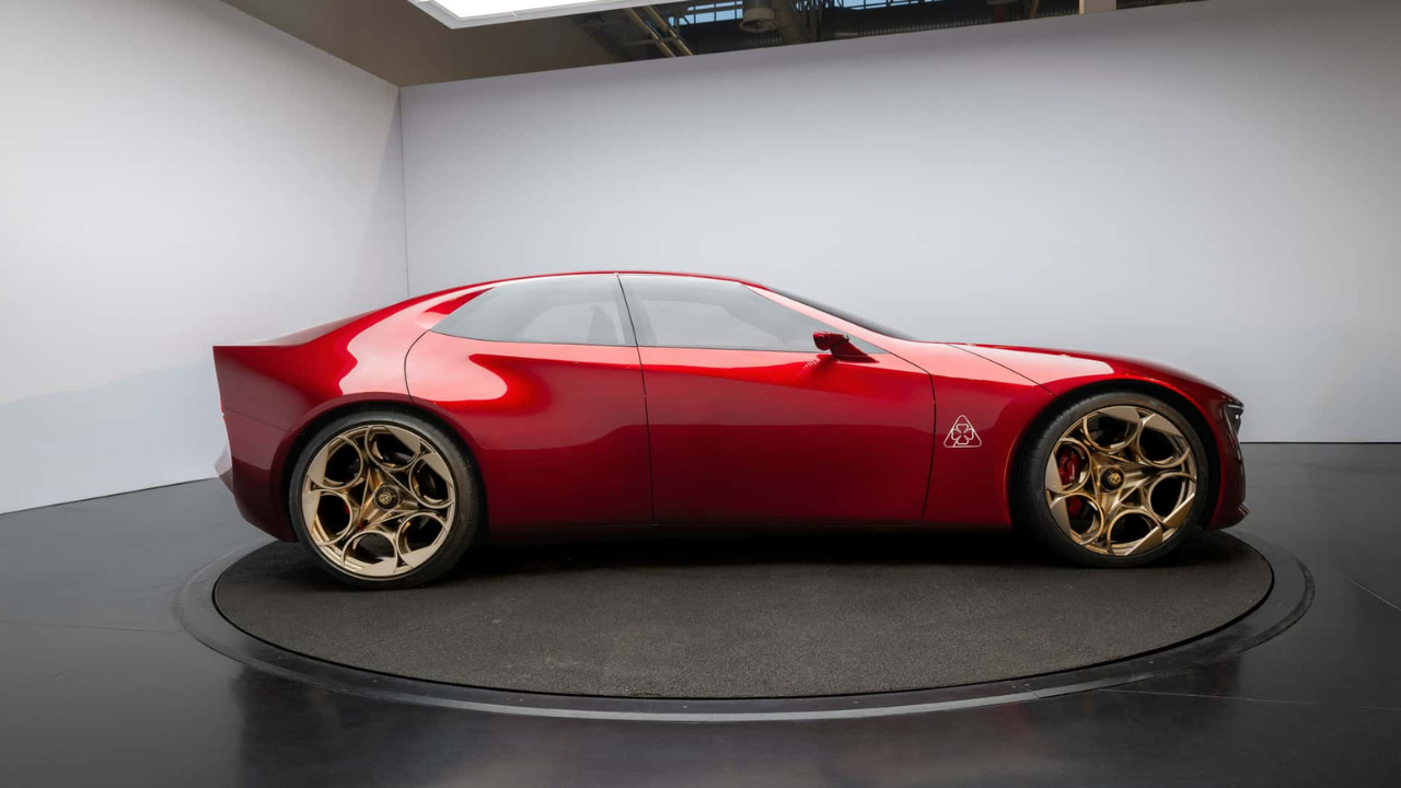 Alfa Romeo Cuorerosso (28).png