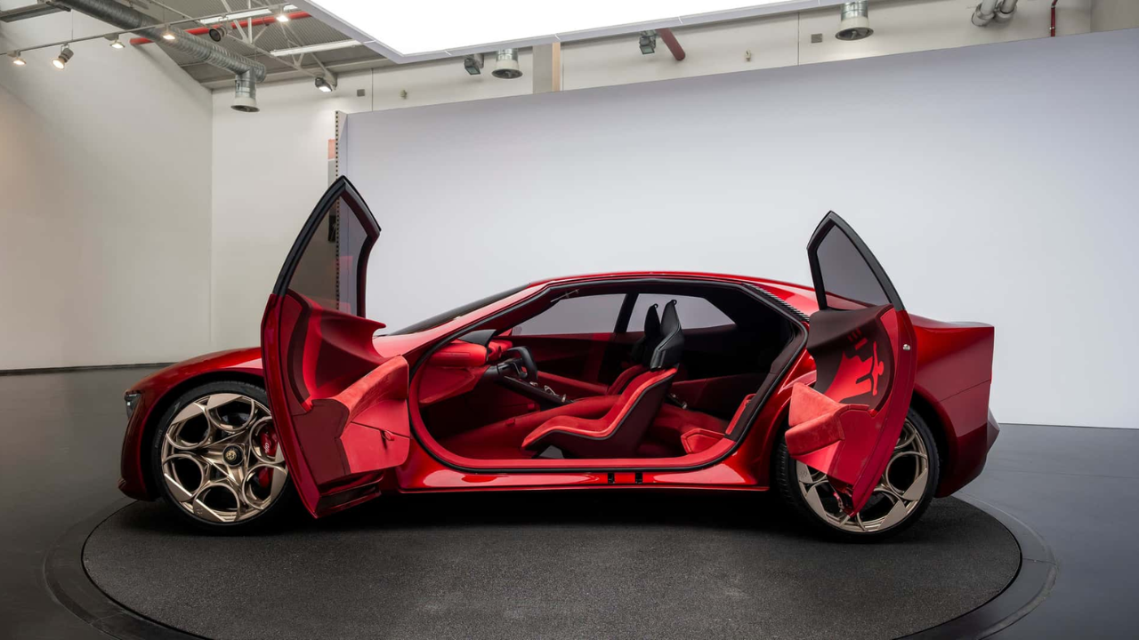 Alfa Romeo Cuorerosso (34).png