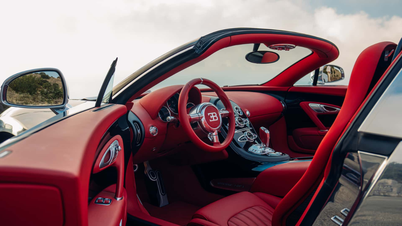 Bugatti Veyron Grand Sport Vitesse (9).png
