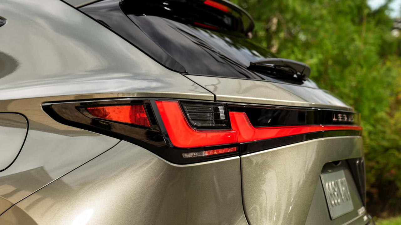 Lexus NX (11).png