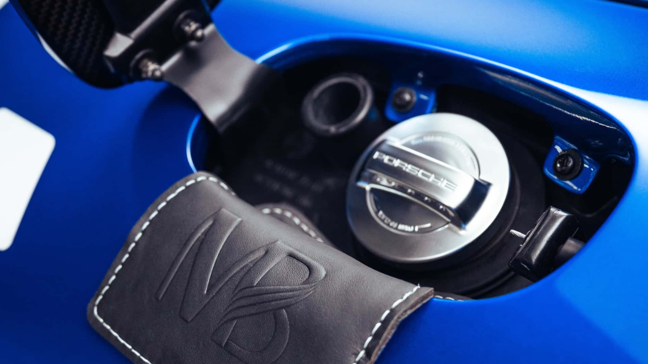 Gunther Werks Brundle Edition Turbo  (4).png