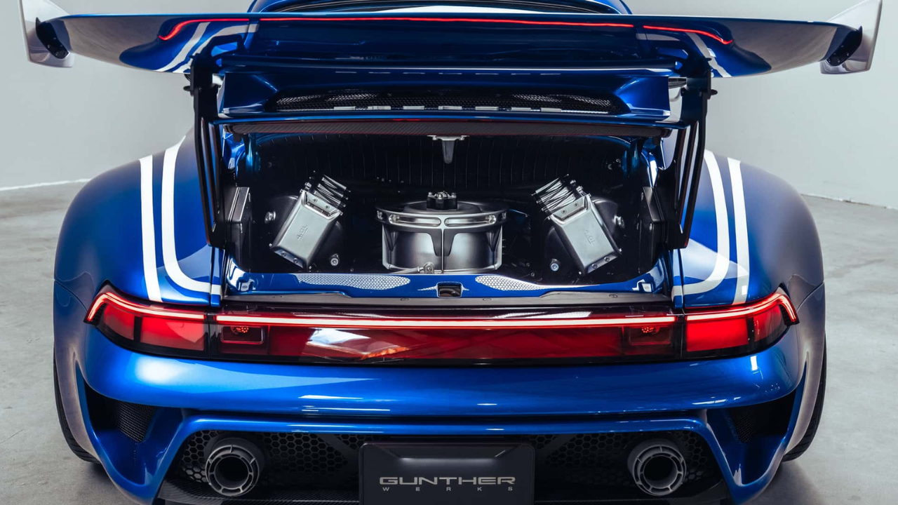 Gunther Werks Brundle Edition Turbo  (28).png