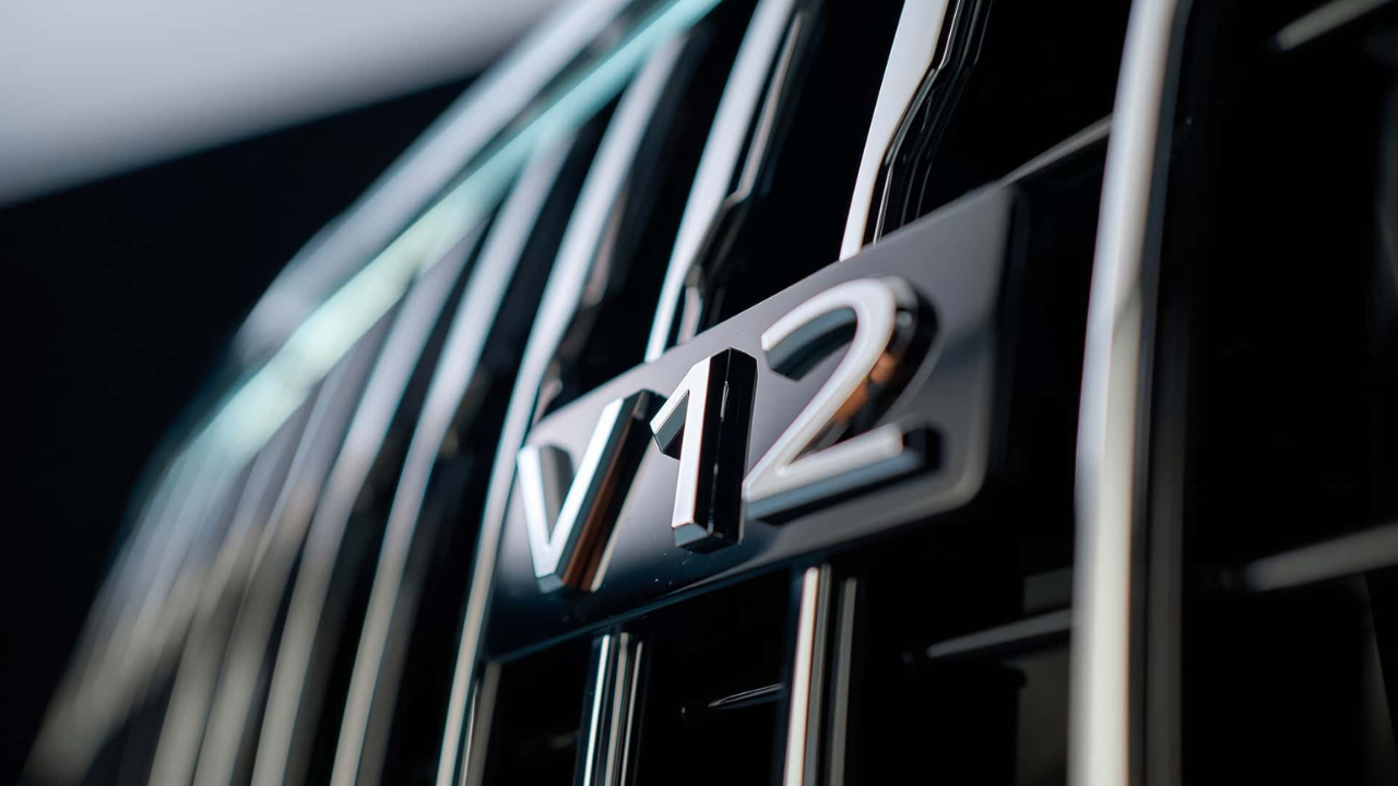 Mercedes-Maybach S680 (5).png