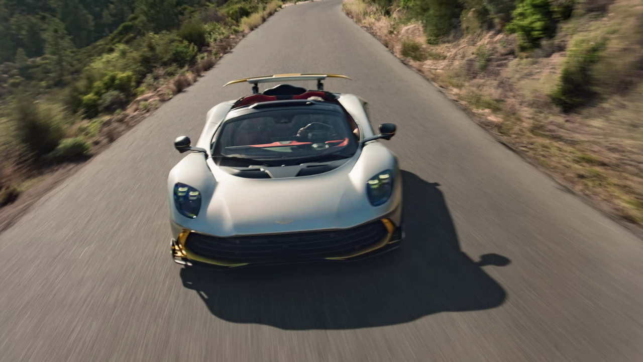 Aston Martin Valhalla Spider (7).png