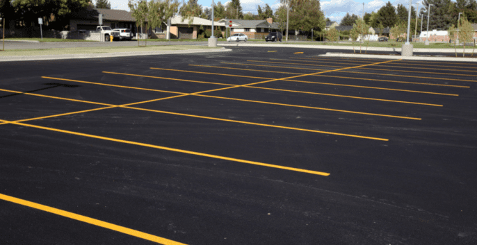 Parking-Lot-Striping-686x353.png