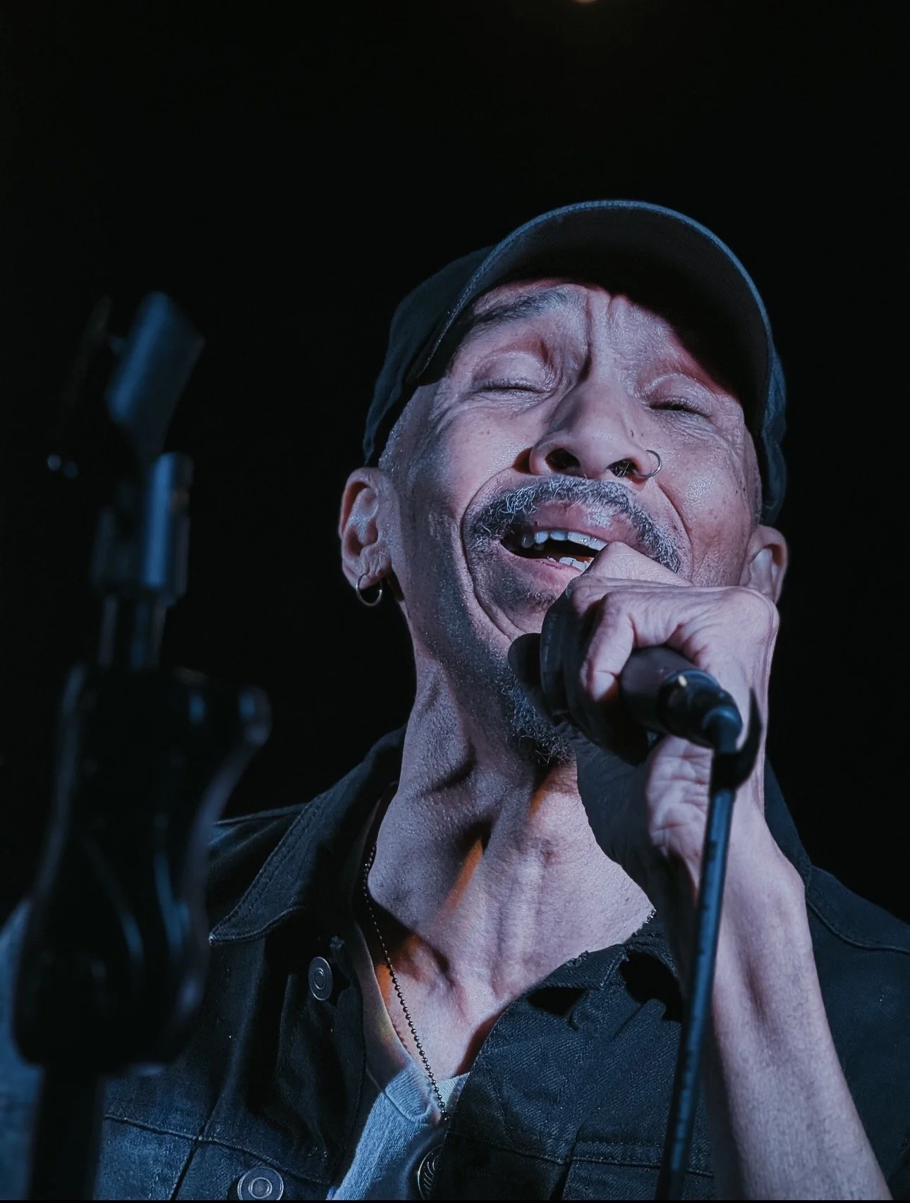 DOUG PINNICK OF KING'S X