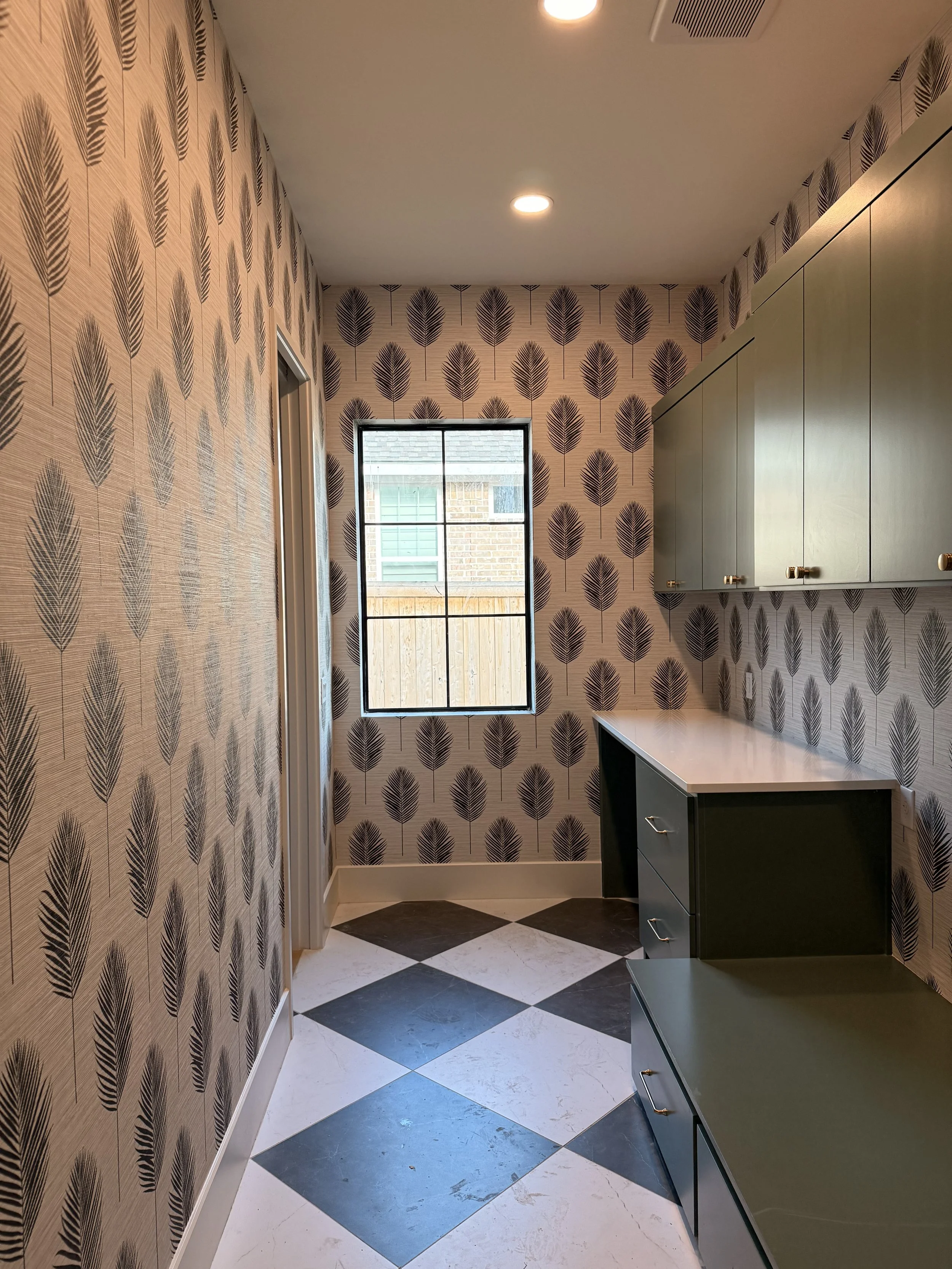 Vinyl Wallpaper Installation