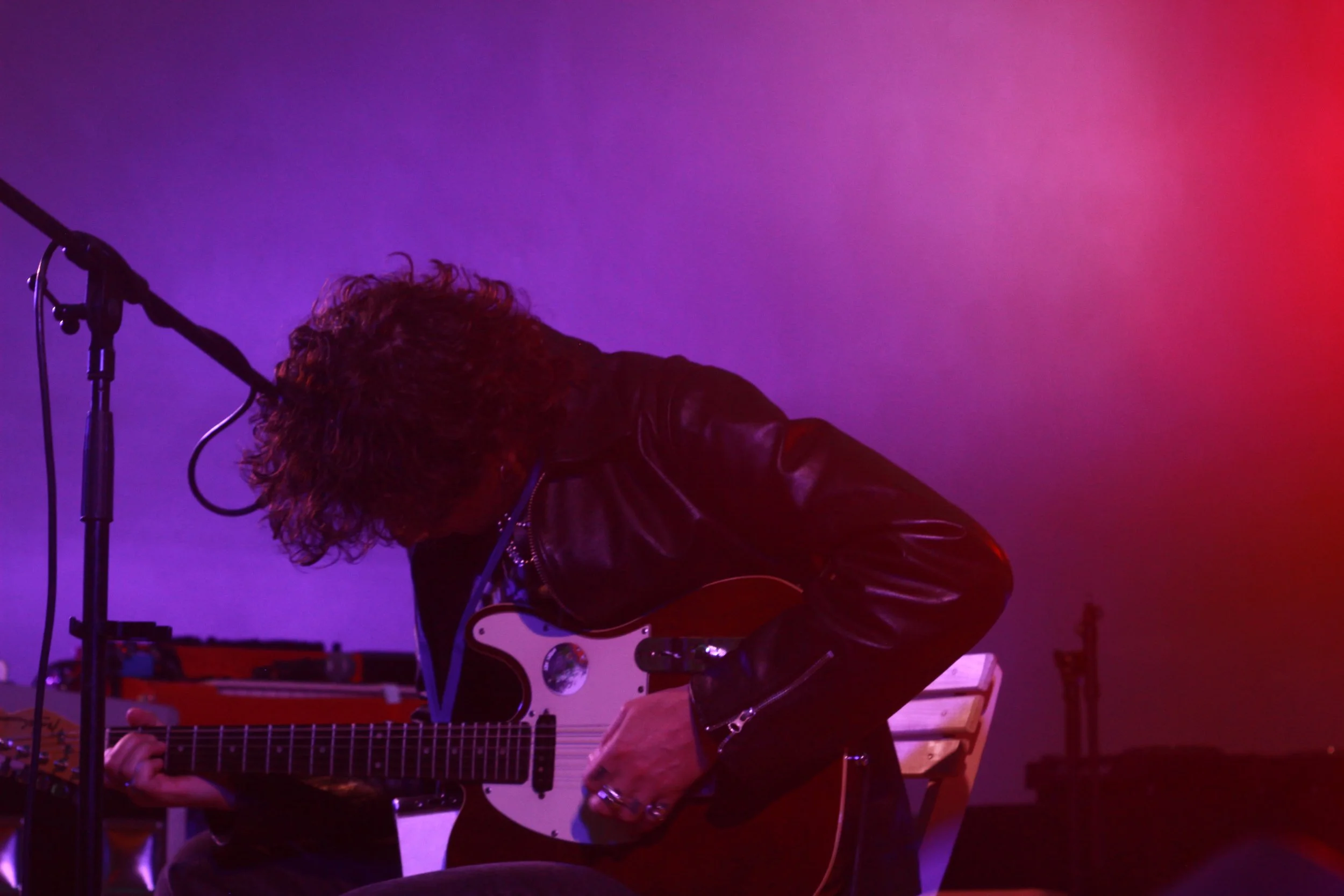 joe-little-live-performance-purple-stage-lighting.jpg.JPG