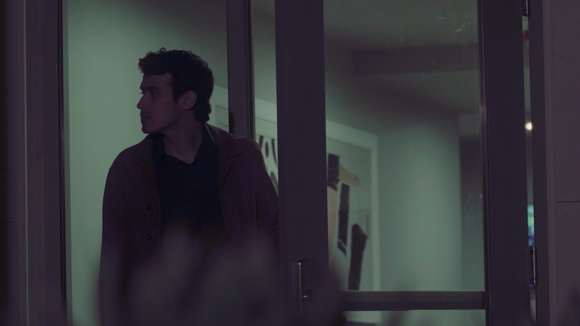Love No Love Stills_1.3.1.png