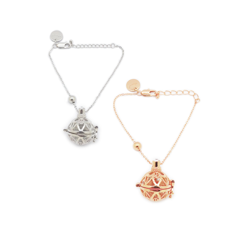 Elegant Charm Bracelet - EB07
