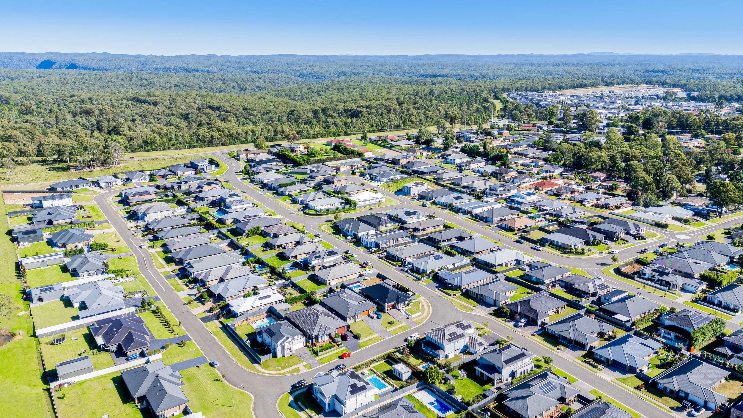 Crownland-Silverdale_Drone_DJI_20260401101501_0170_D_upscale.jpg