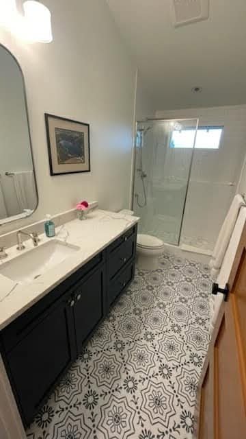 BATHROOM02.JPG
