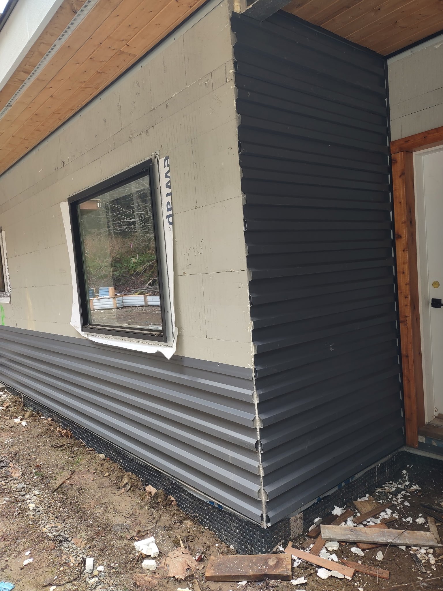 METAL_SIDING.JPG