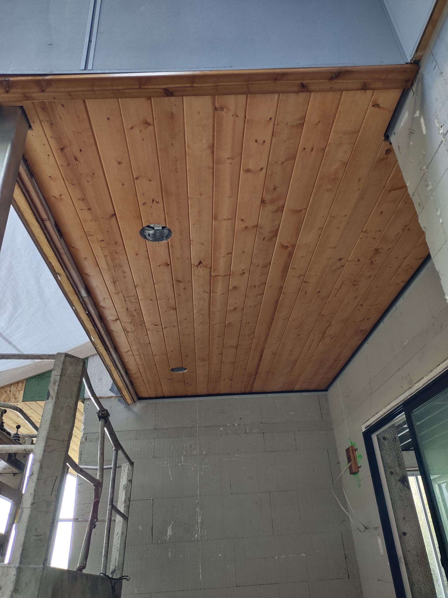 EXTERIOR_SOFFETT_RED_CEDAR.JPG
