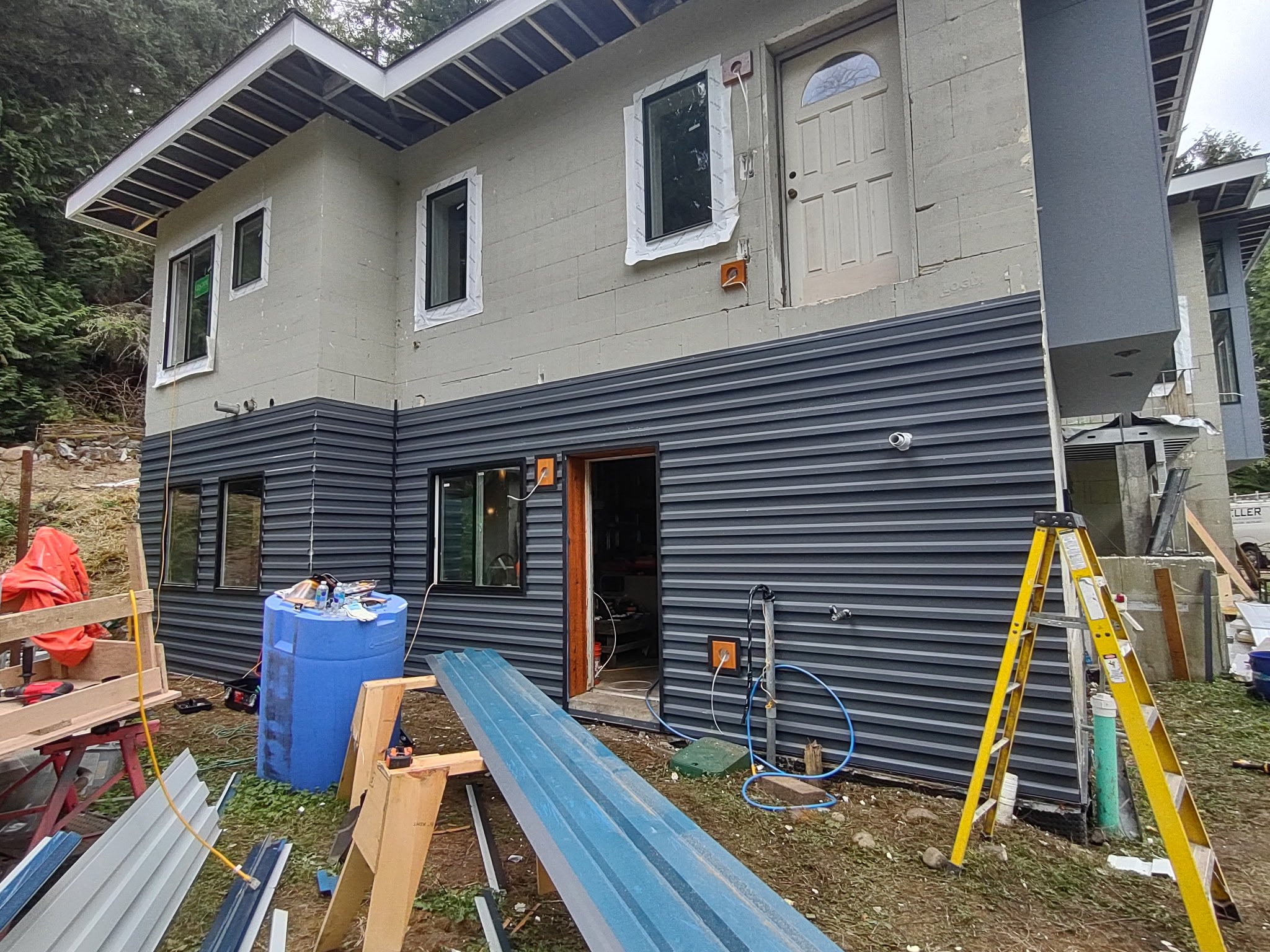 EXTERIOR_HOUSE_IN_PROGRGESS.JPG