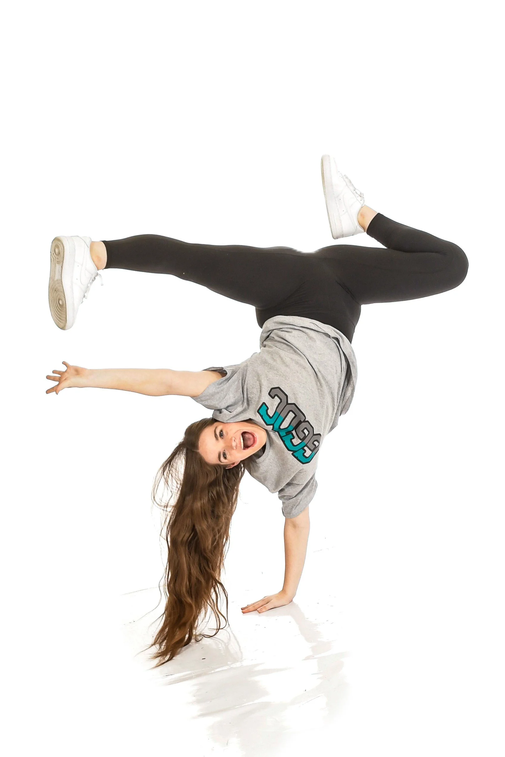 HIP HOP (45 min class):
This high-energy class introduces dancers to the fundamentals of hip hop in a fun and supportive environment. Dancers will learn age-appropriate choreography while developing rhythm, coordination, musicality, and confidence. C