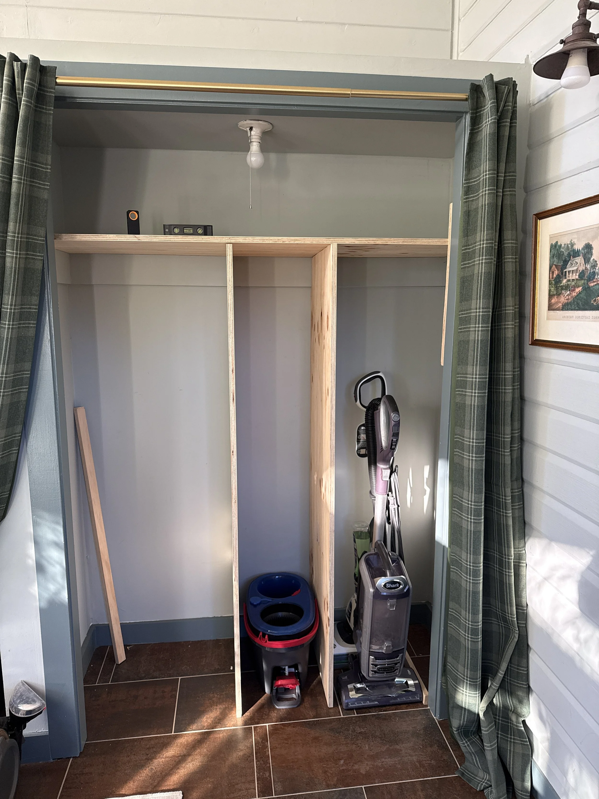 mudroom 2.JPG