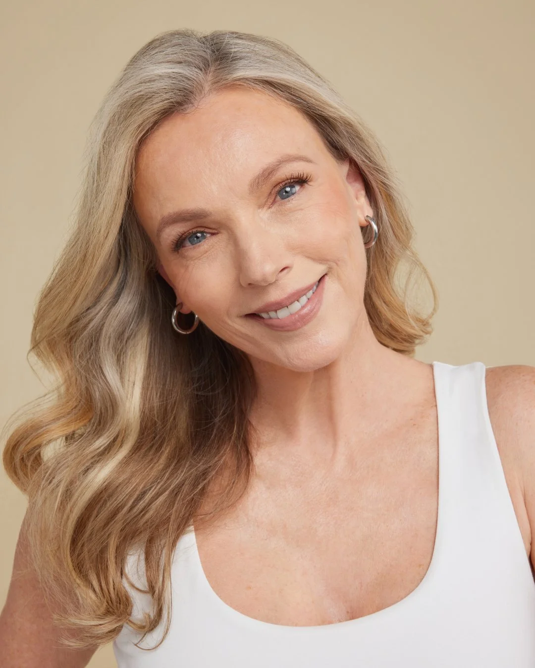 ULTRA LUXE NAKED NATURAL CLUSTERS_ecomface-alt1.jpg