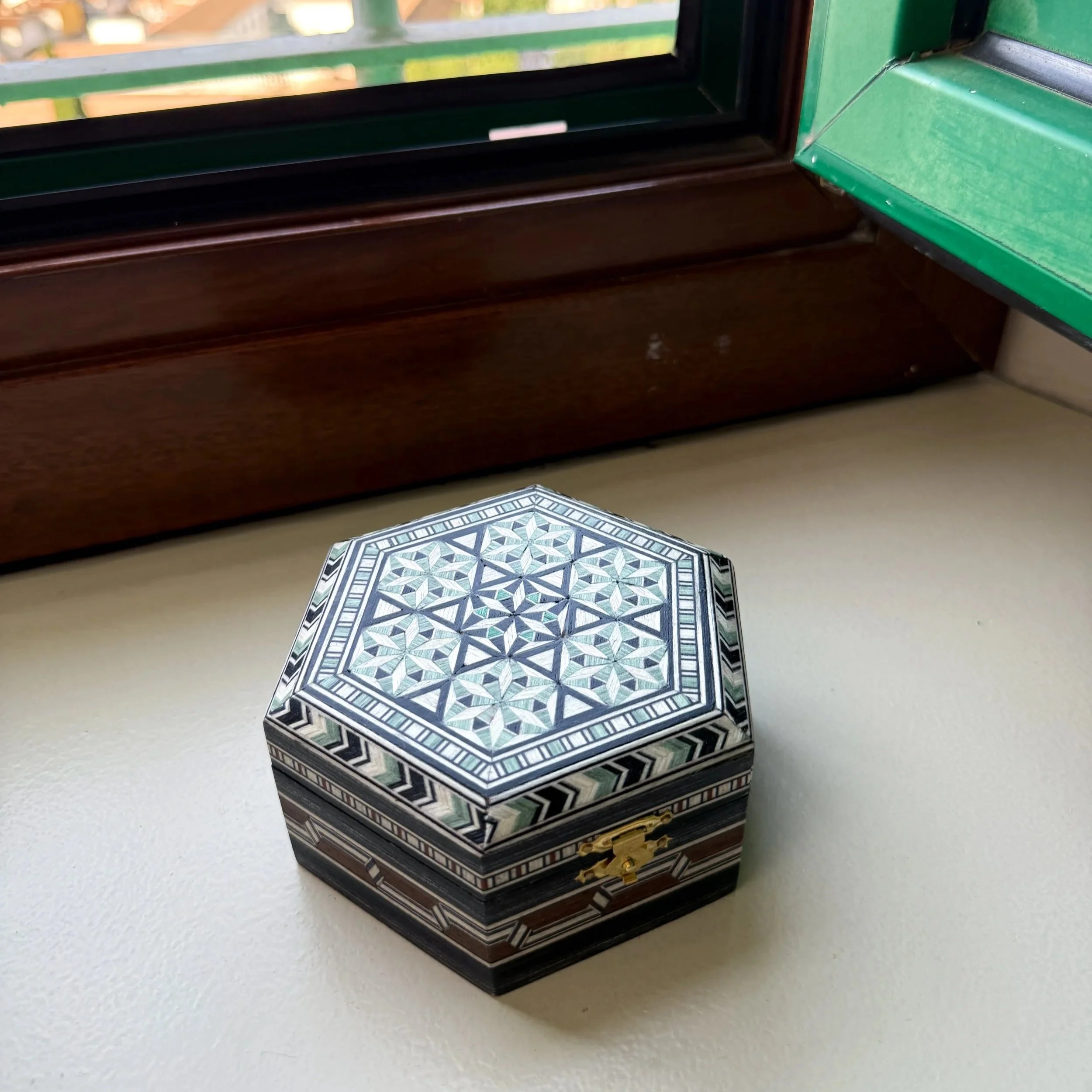 西班牙安達魯西亞 手作幾何星芒六角鑲嵌木盒