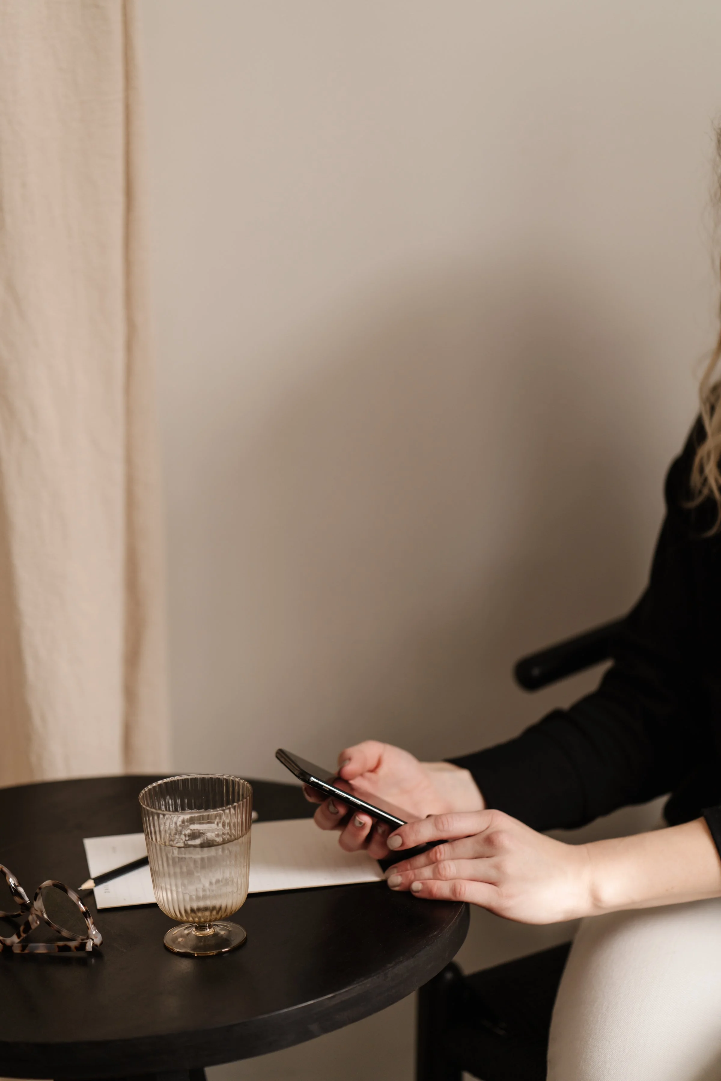 10 Facts About Stalking 