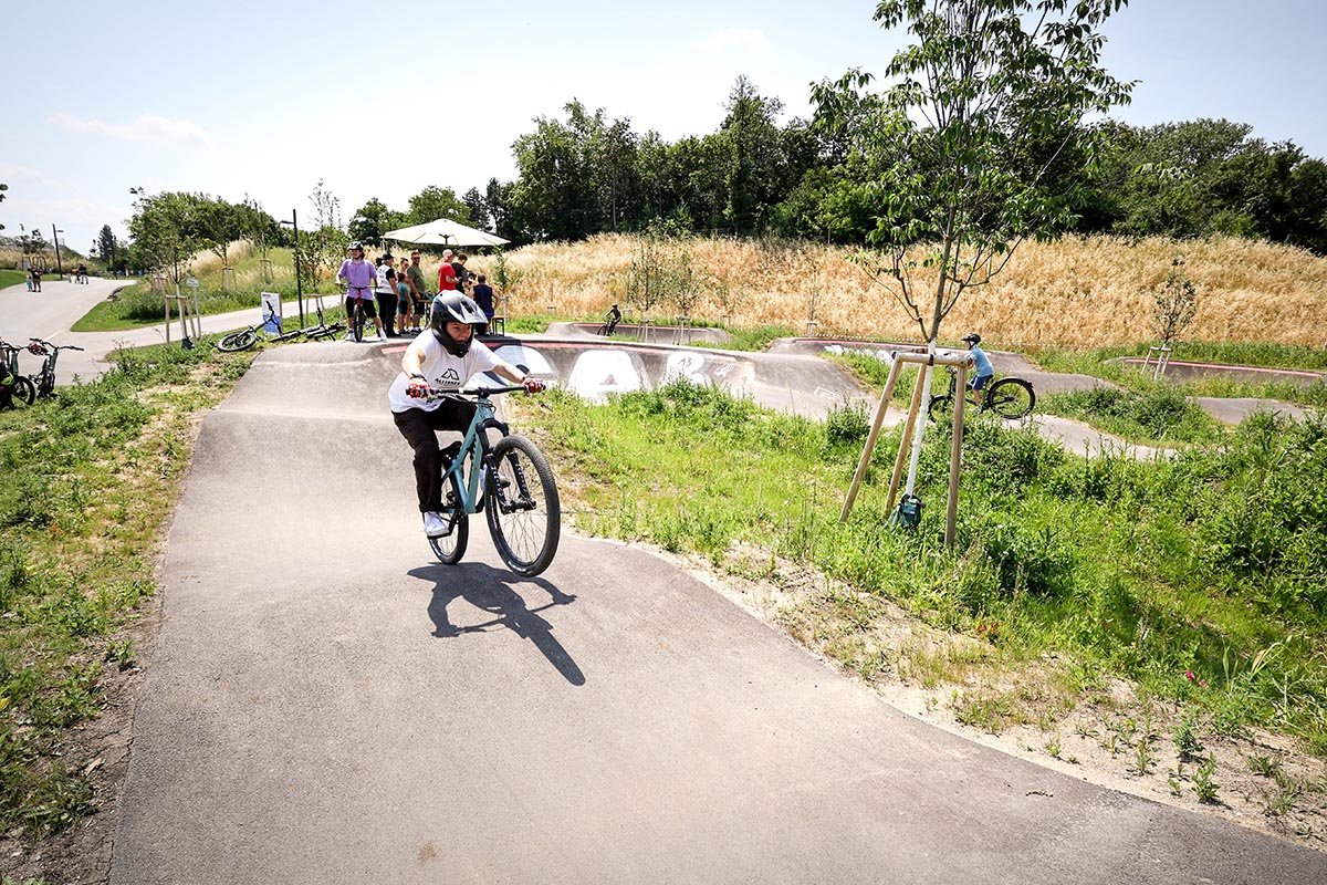 Alliance_Pumptrack_AT_Vienna_Tangentenpark_Foto Ursha_001-1.jpg