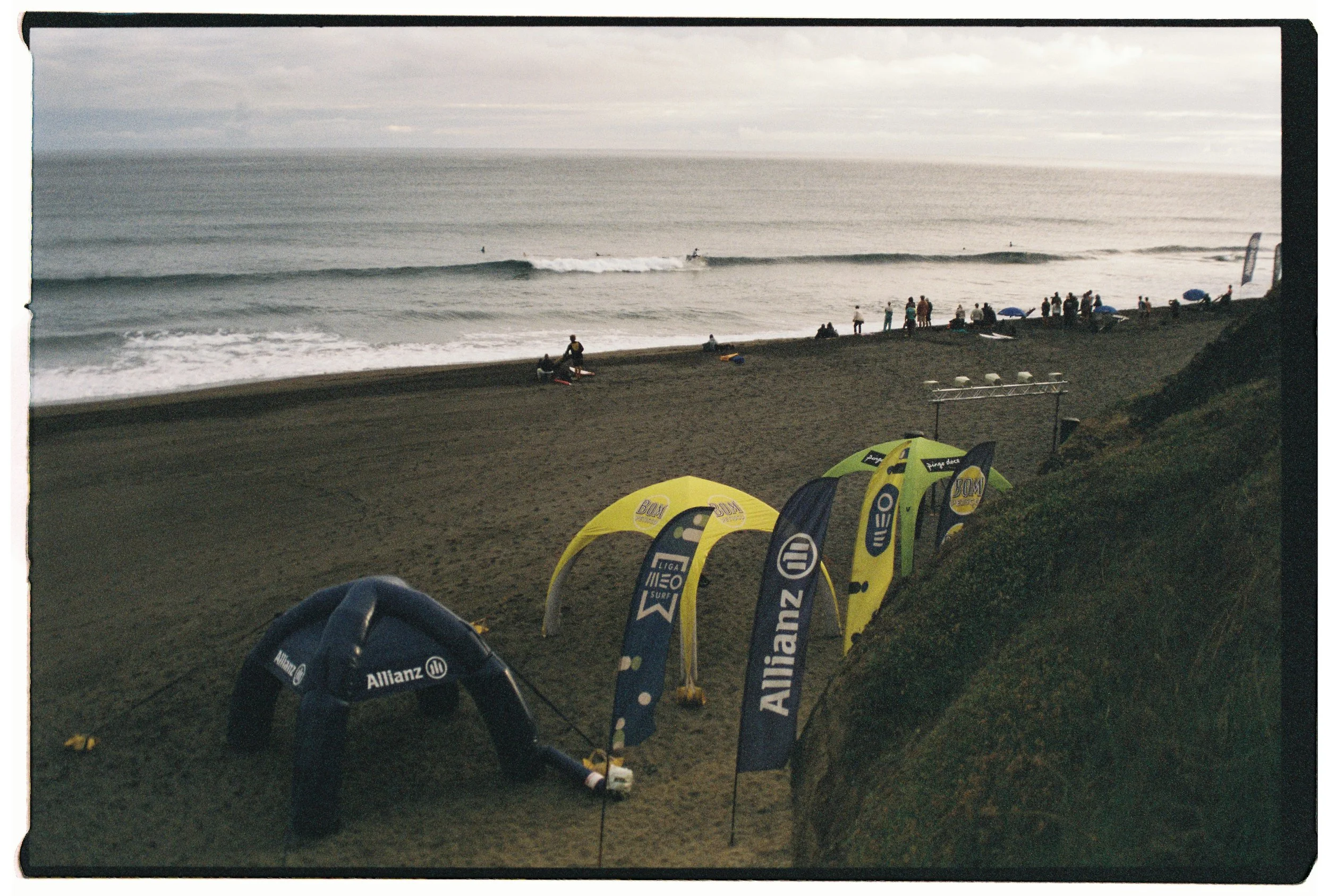 TW Cinestill 400d - allianz-30.jpg