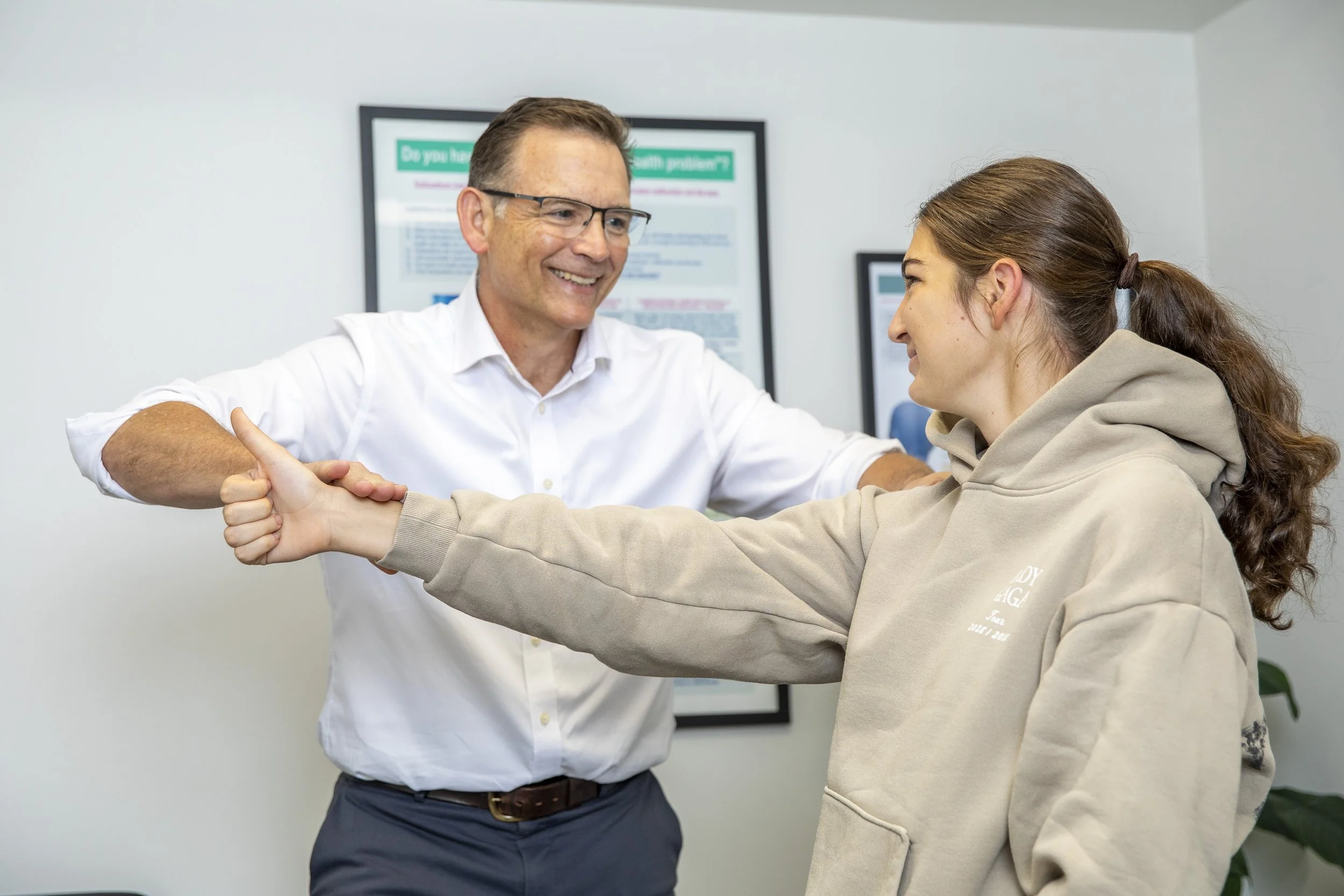 Shoulder Pain, Posture &amp; Chiropractic Care | Chatswood