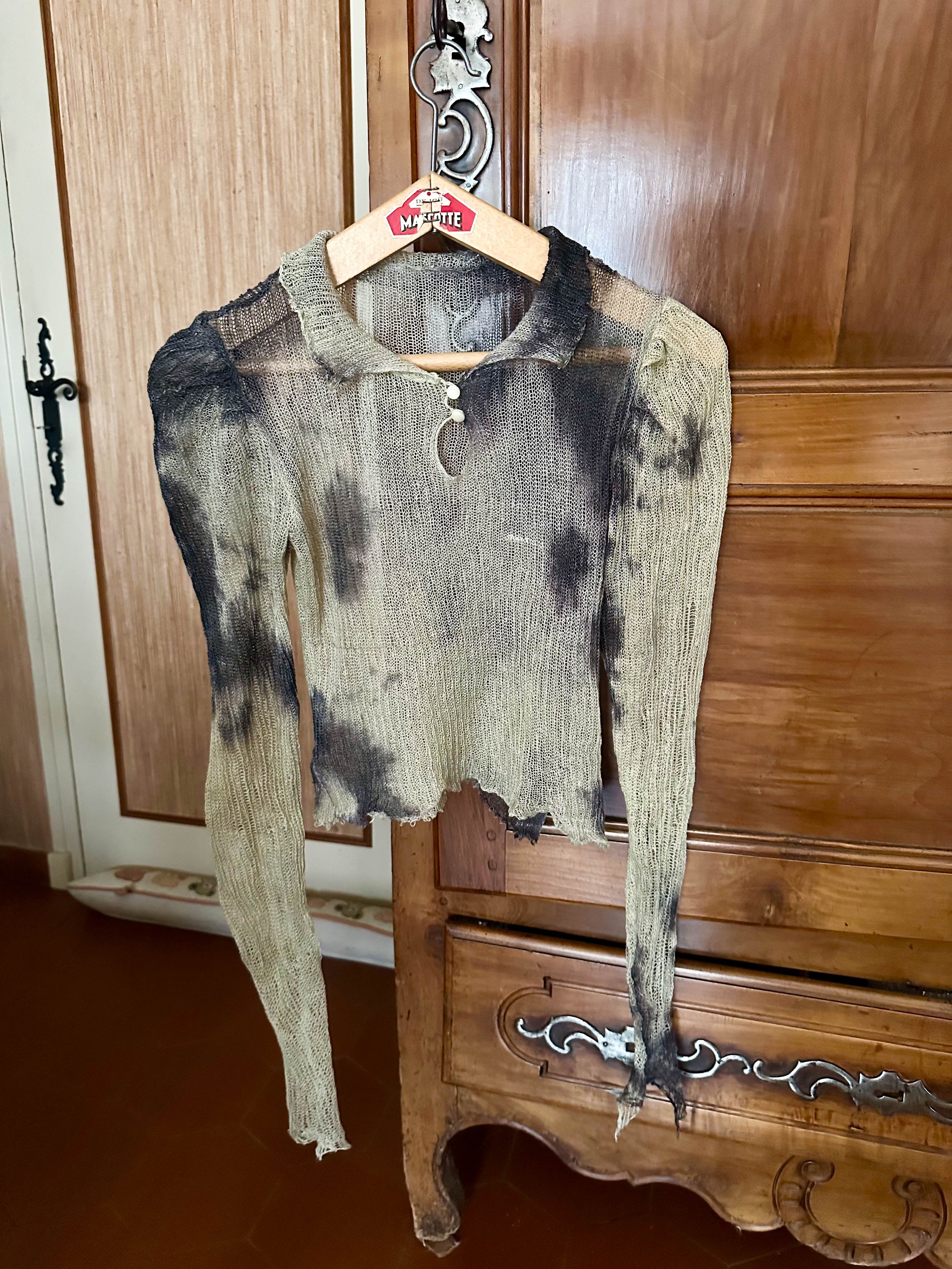 Smeared top